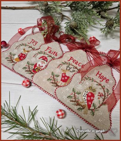 Christmas joy four little ornaments fiche ou kit de point de croix crocette a gogo1