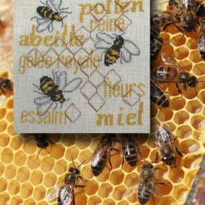 Fiche les abeilles au fil de martine n 1111